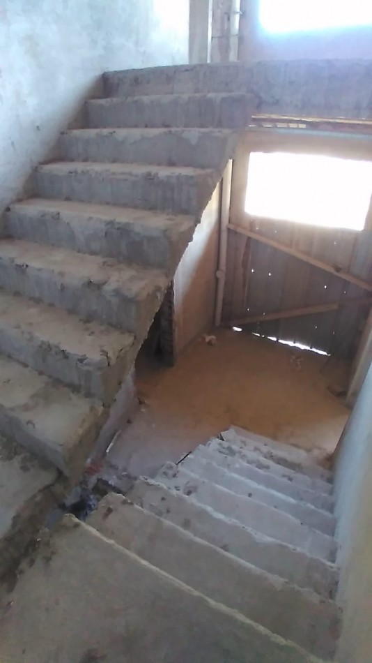 Salon Comercial +departamento - Reconquista