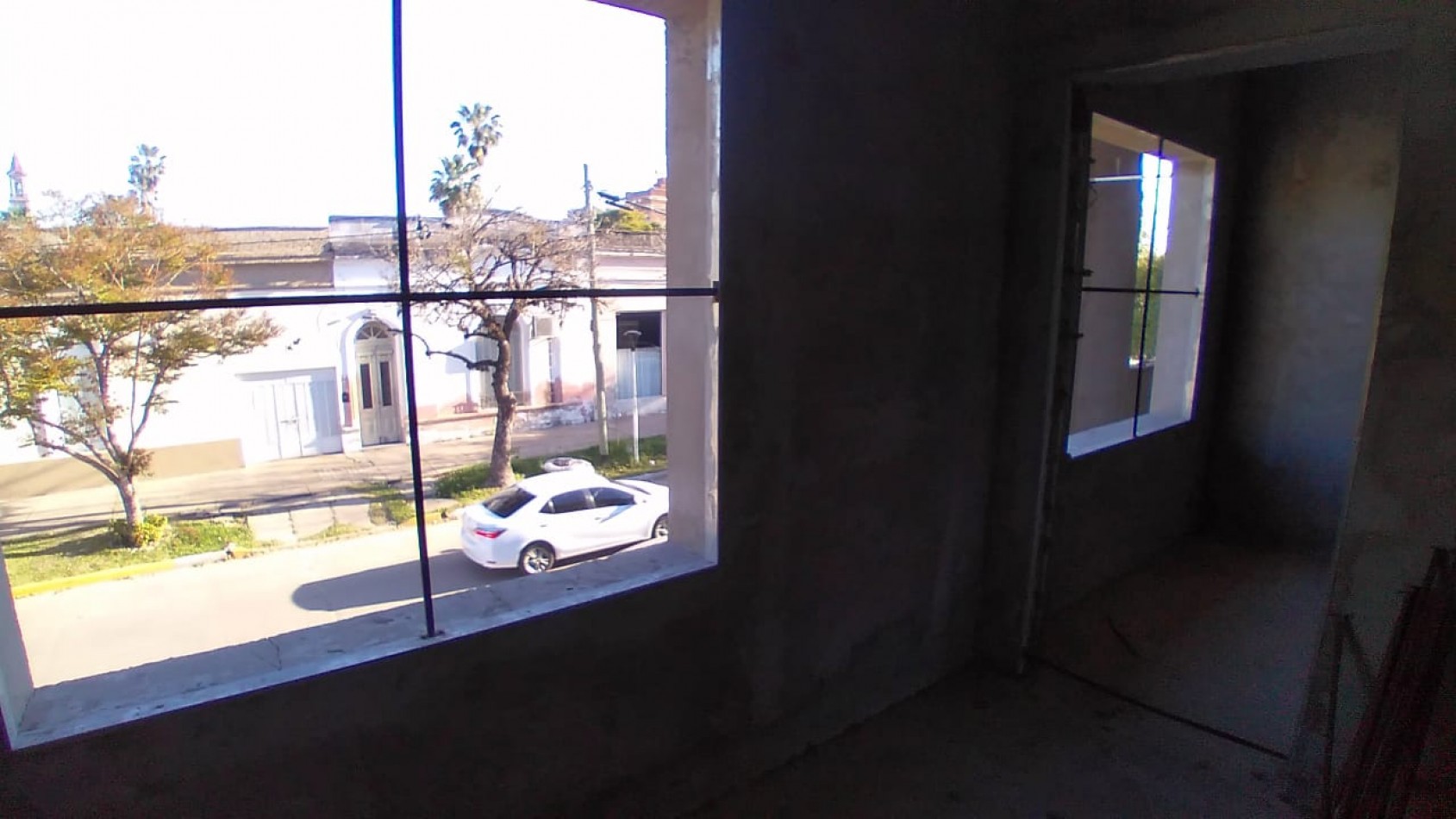 Salon Comercial +departamento - Reconquista