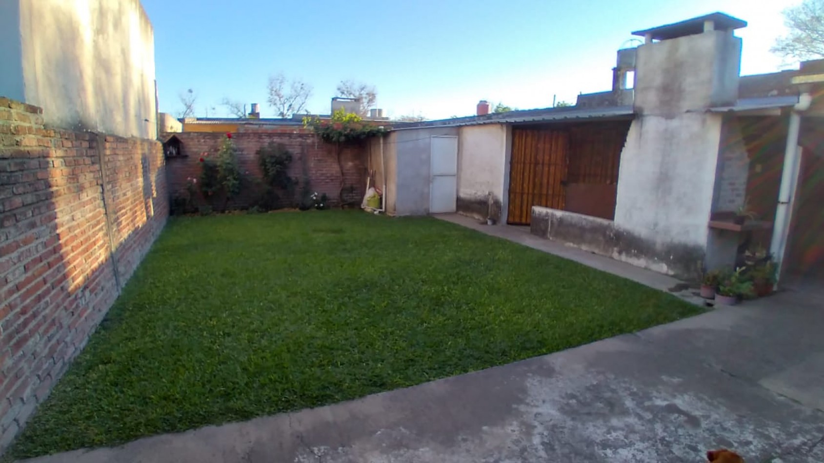 Casa + Local en Venta - Reconquista